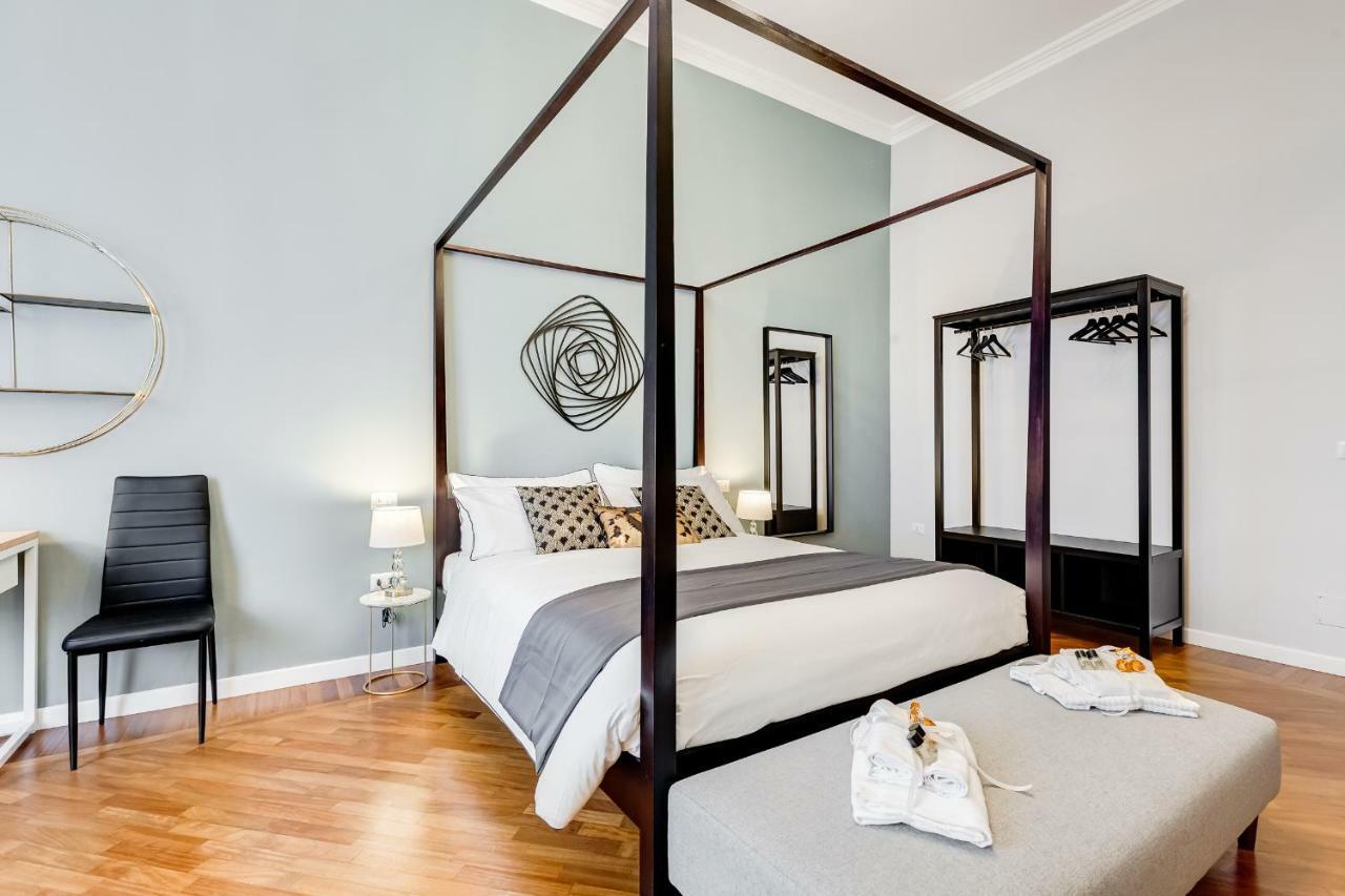 Spanish Steps Exclusive Apartment Rome