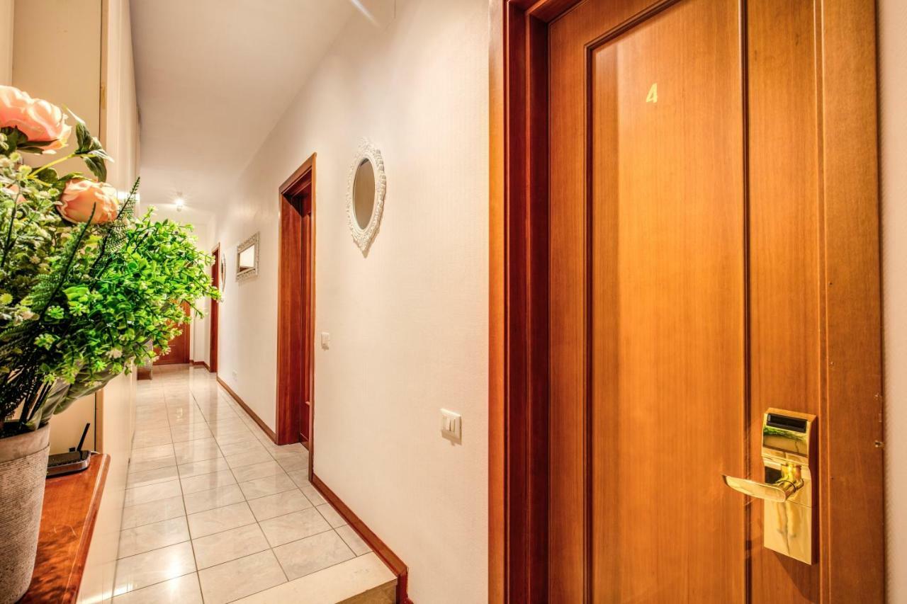 Casa Carra Guest house Rome