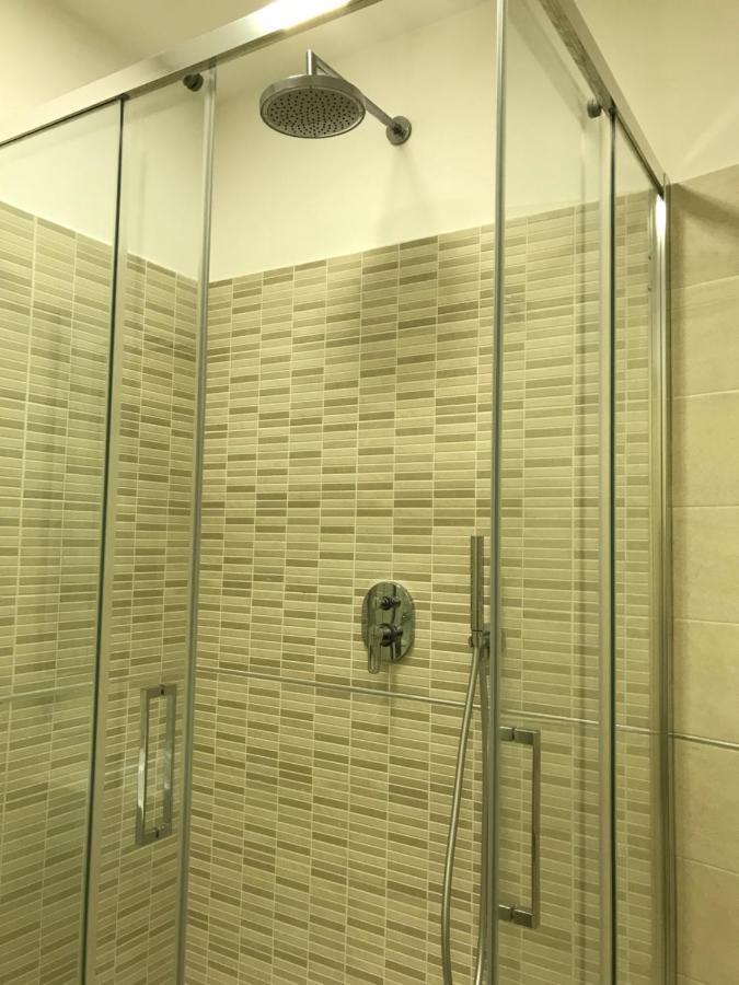 Serventi Longhi Guest house Rome
