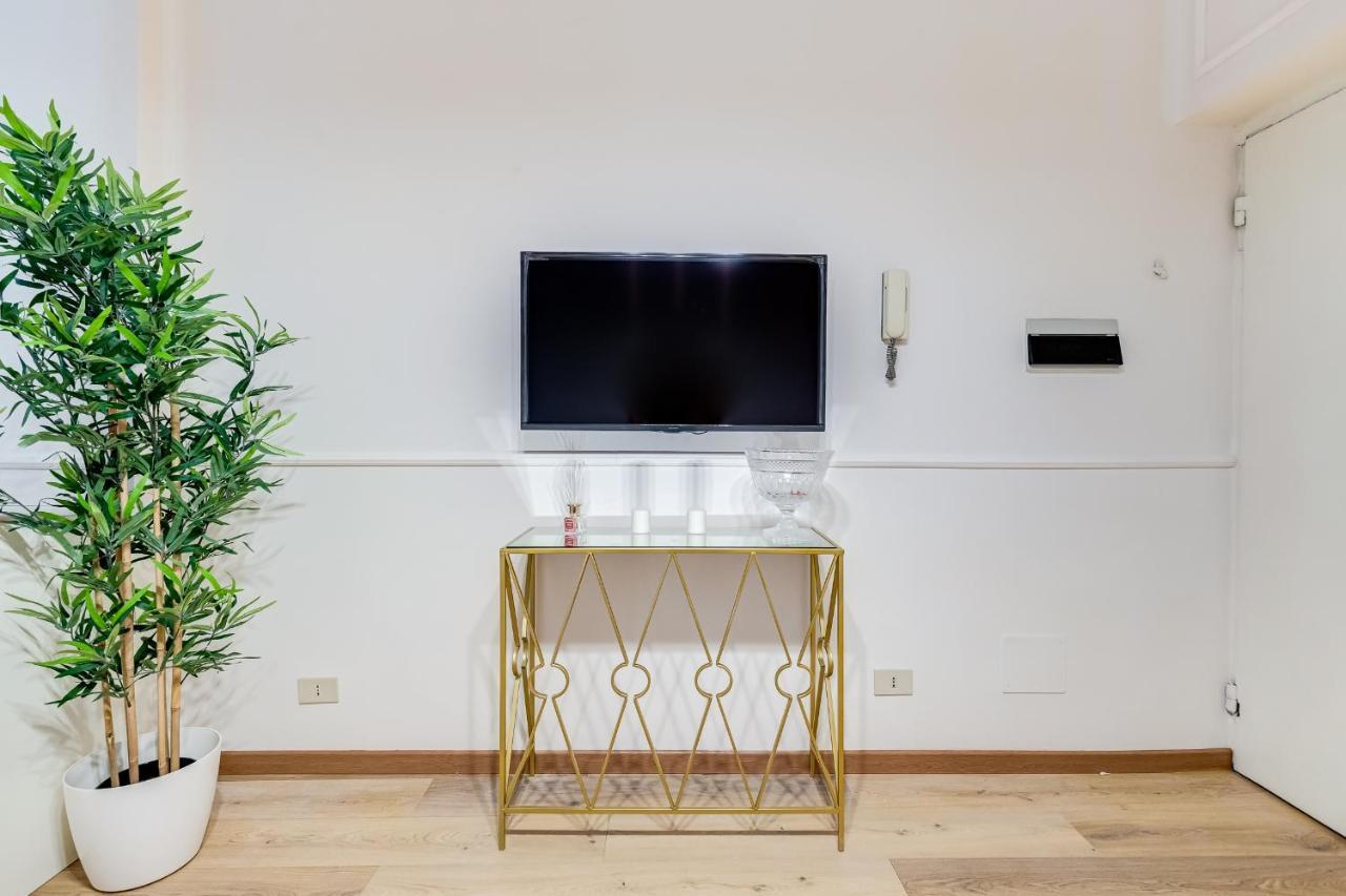 Apartment Via Del Corso Charme Rome