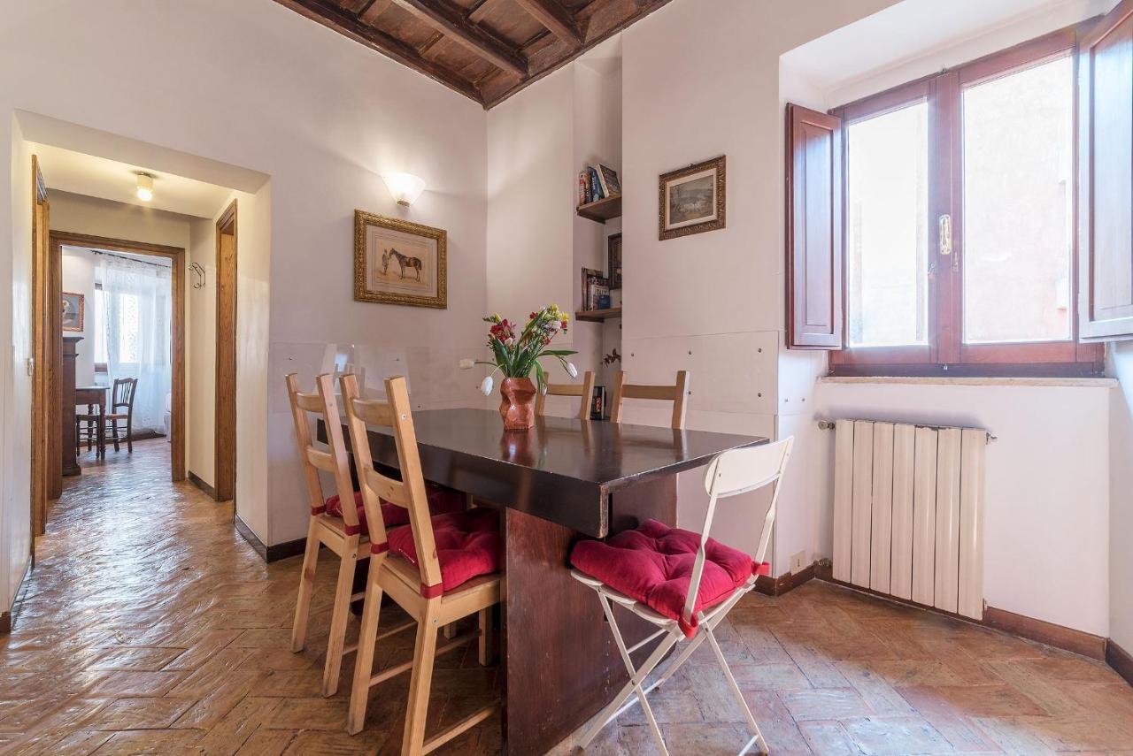 Apartment By The Charming Piazza Navona - Fromhometorome Rome