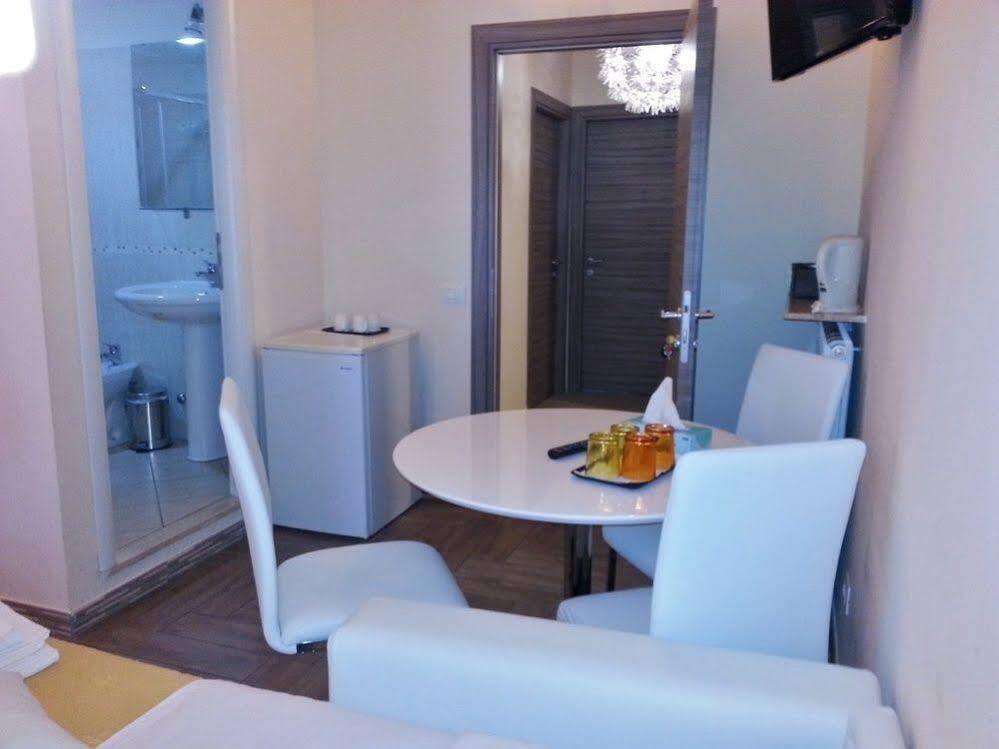Napoleone Guest house *