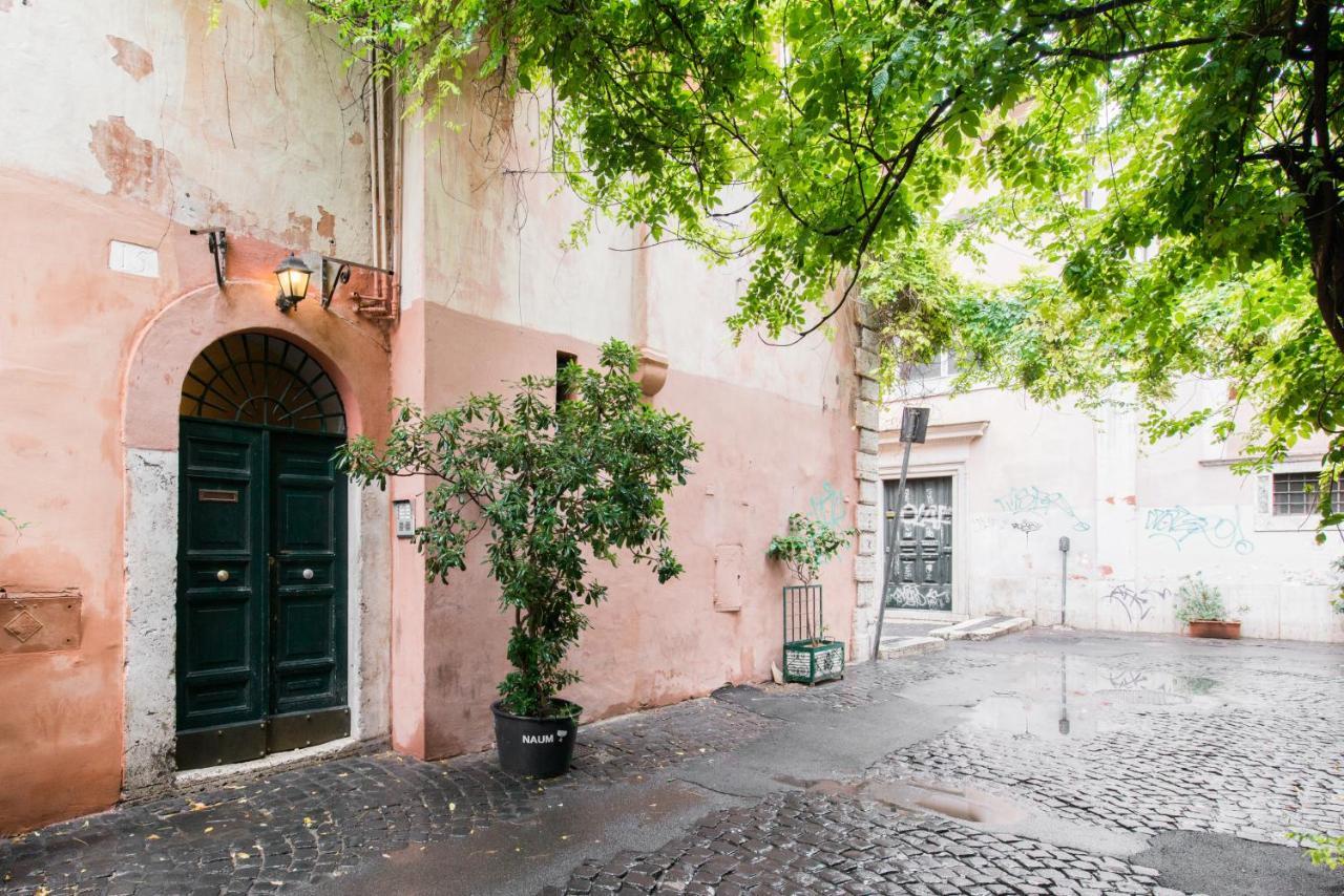 Livinginrome Trastevere - Vicolo Del Piede * Rome