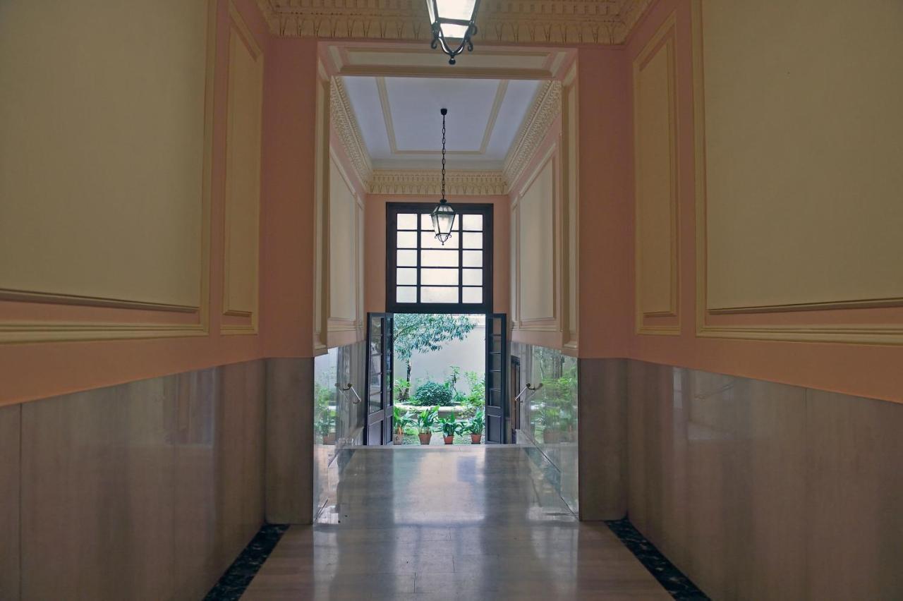 Domus Catone 21 *