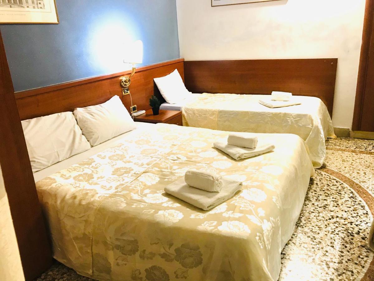 Holiday Termini