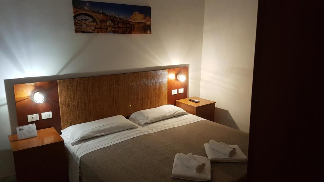 Domus Ferraro Guest house Rome