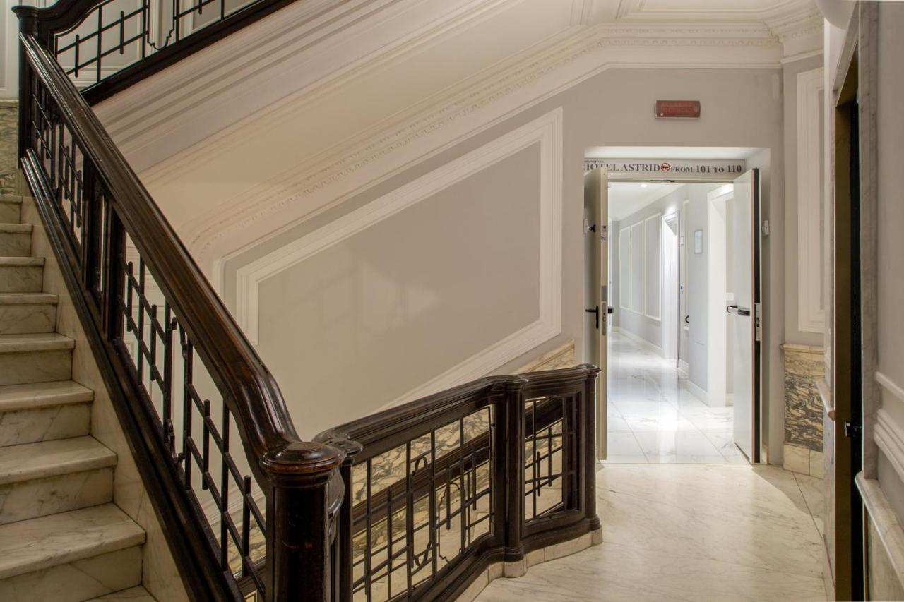 Western Astrid Hotel 3*