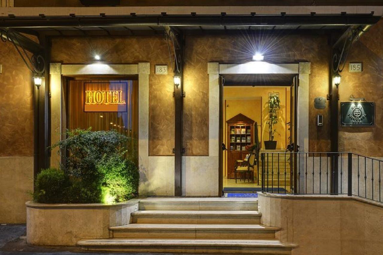 Tuscolana 3* Rome