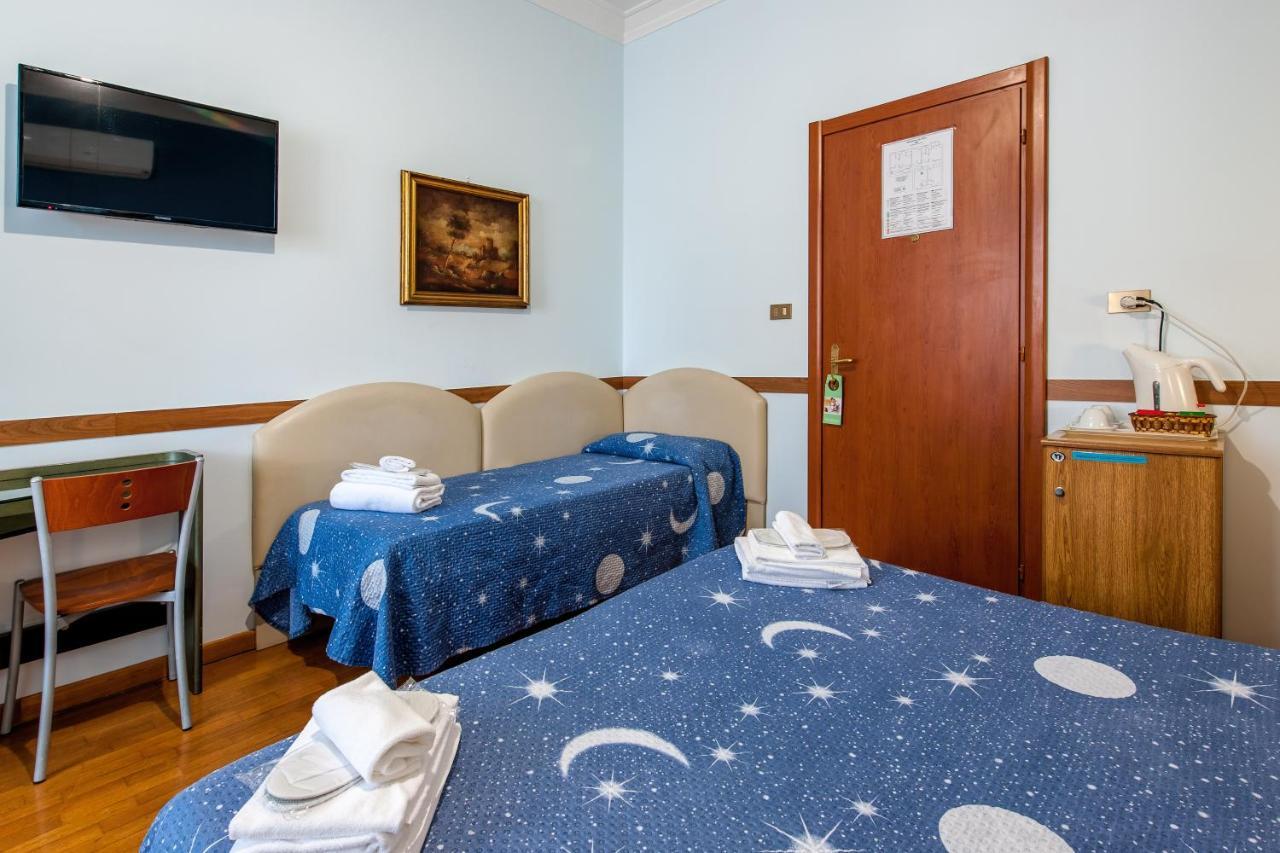Guest house Alessandro A San Pietro Bed 2*