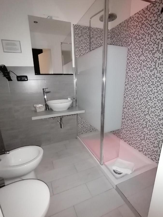 Guest house Chroma Italy - Chroma Deka Rome