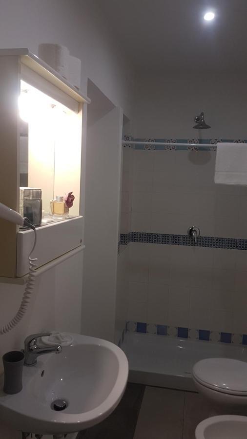Guest house Domus Ferraro 2*
