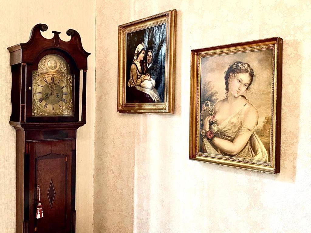 Traditional Style In The Center Apartment Rome