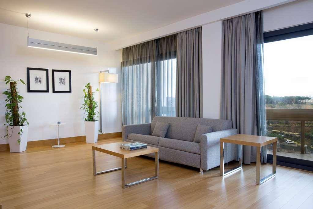 Wyndham Midas Hotel 4*